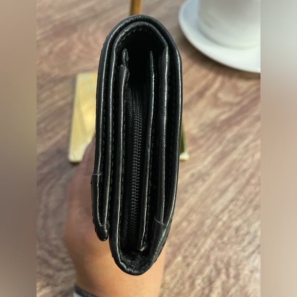 COACH - EUC snap/zippered wallet, charcoal grey monogram w/patent leather trim! - Picture 3 of 8